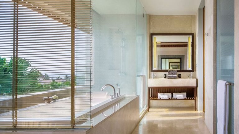 Amatara Wellness - Cape Panwa Suite Bath